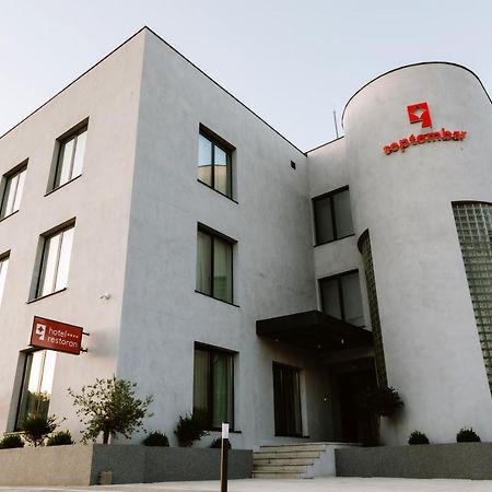 Hotel Septembar Podgorica Extérieur photo