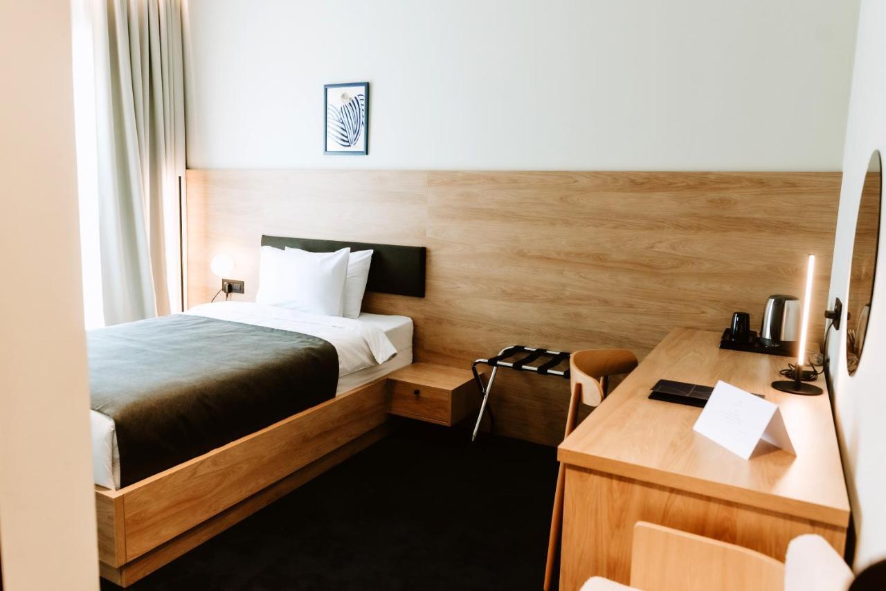 Hotel Septembar Podgorica Extérieur photo